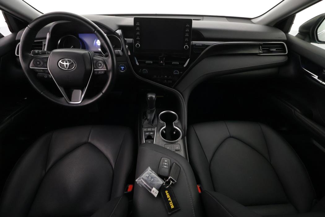 TOYOTA Camry 2023