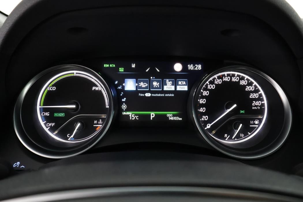 TOYOTA Camry 2023