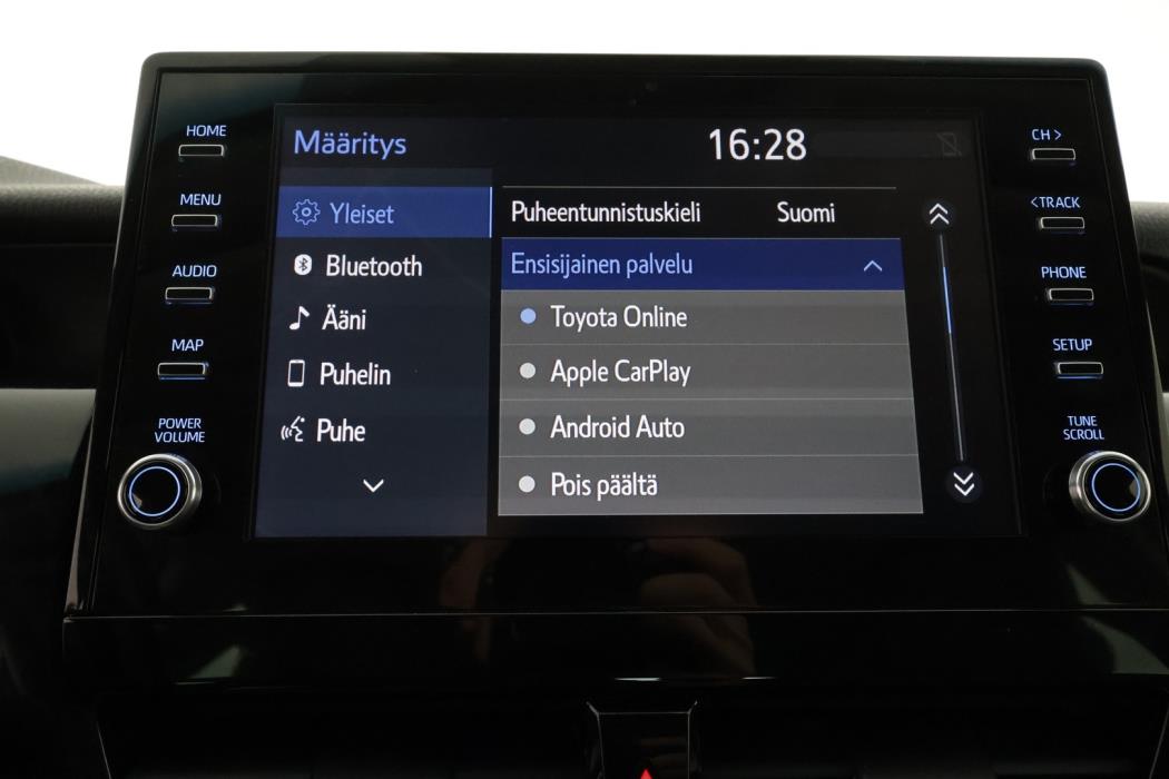 TOYOTA Camry 2023