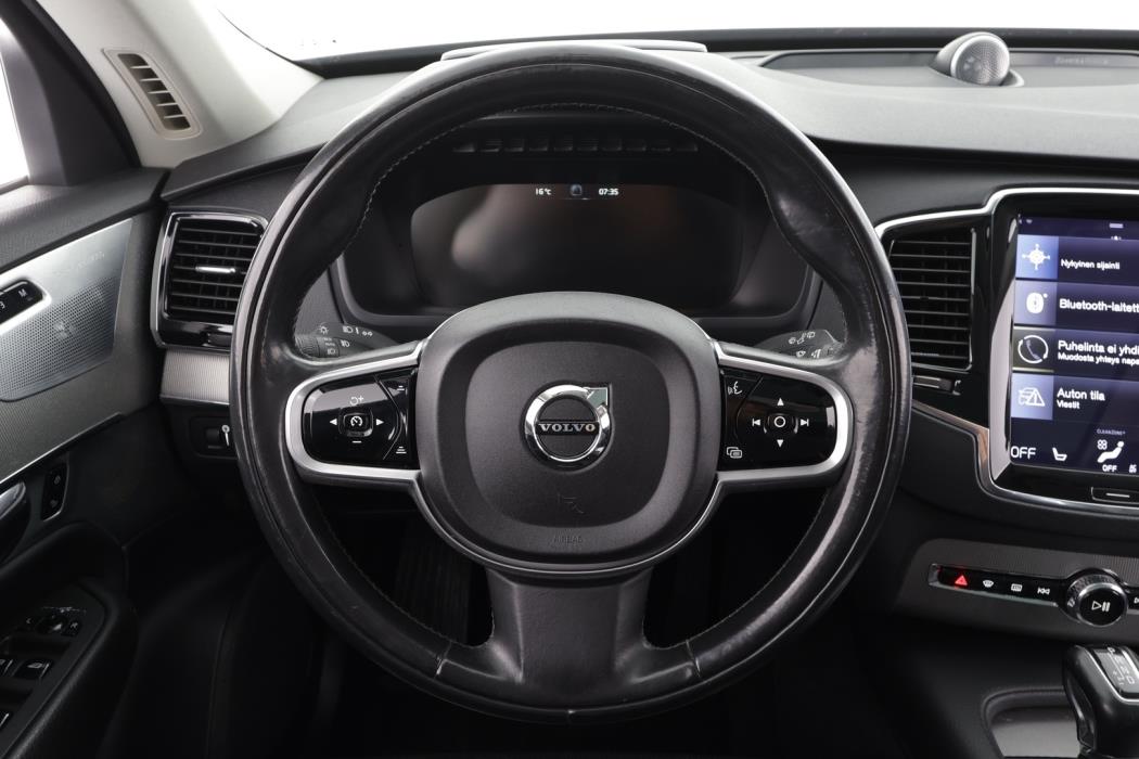 VOLVO XC90 2016