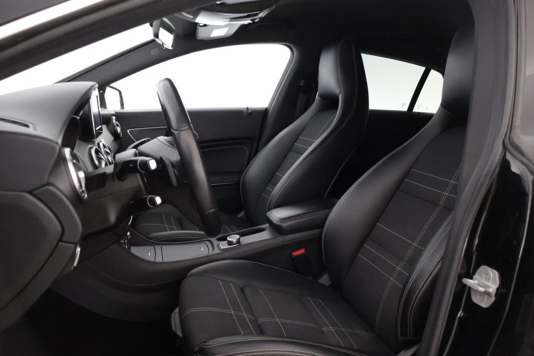 MERCEDES-BENZ CLA 2016