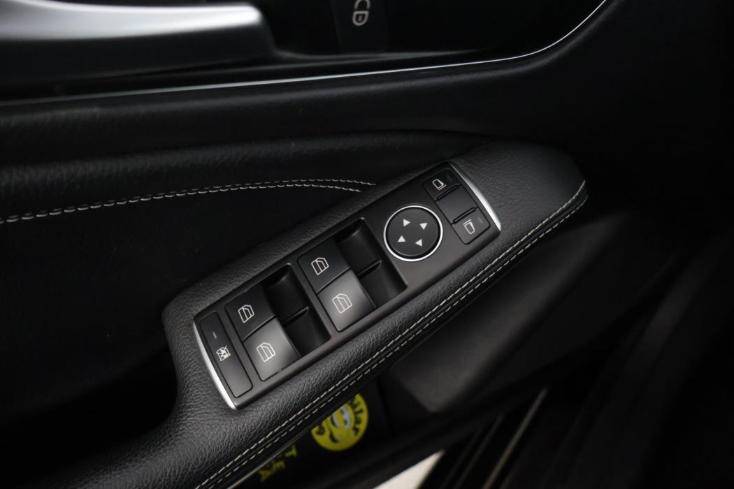 MERCEDES-BENZ CLA 2016