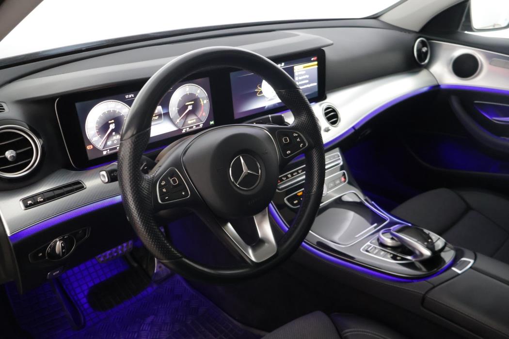 MERCEDES-BENZ E 2017