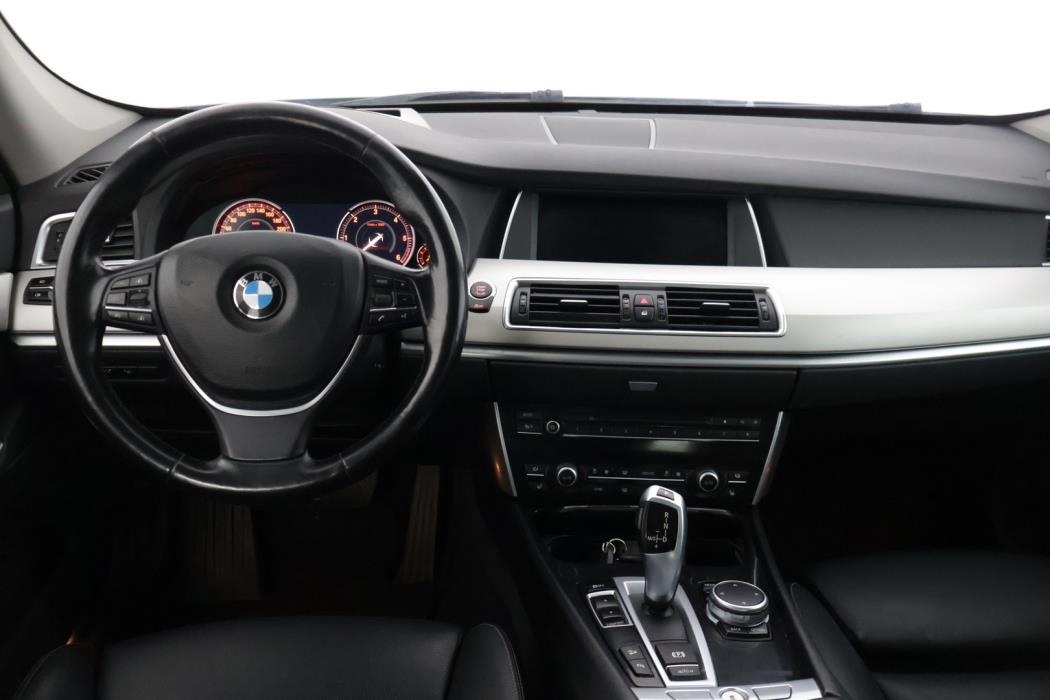 BMW 530 Gran Turismo 2016
