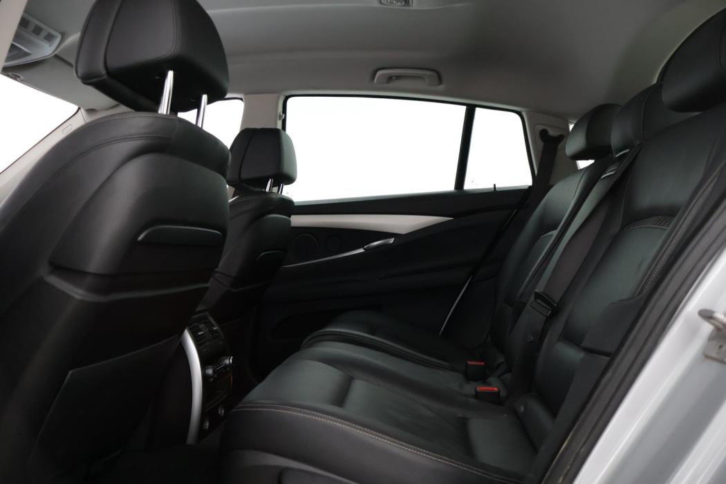 BMW 530 Gran Turismo 2016