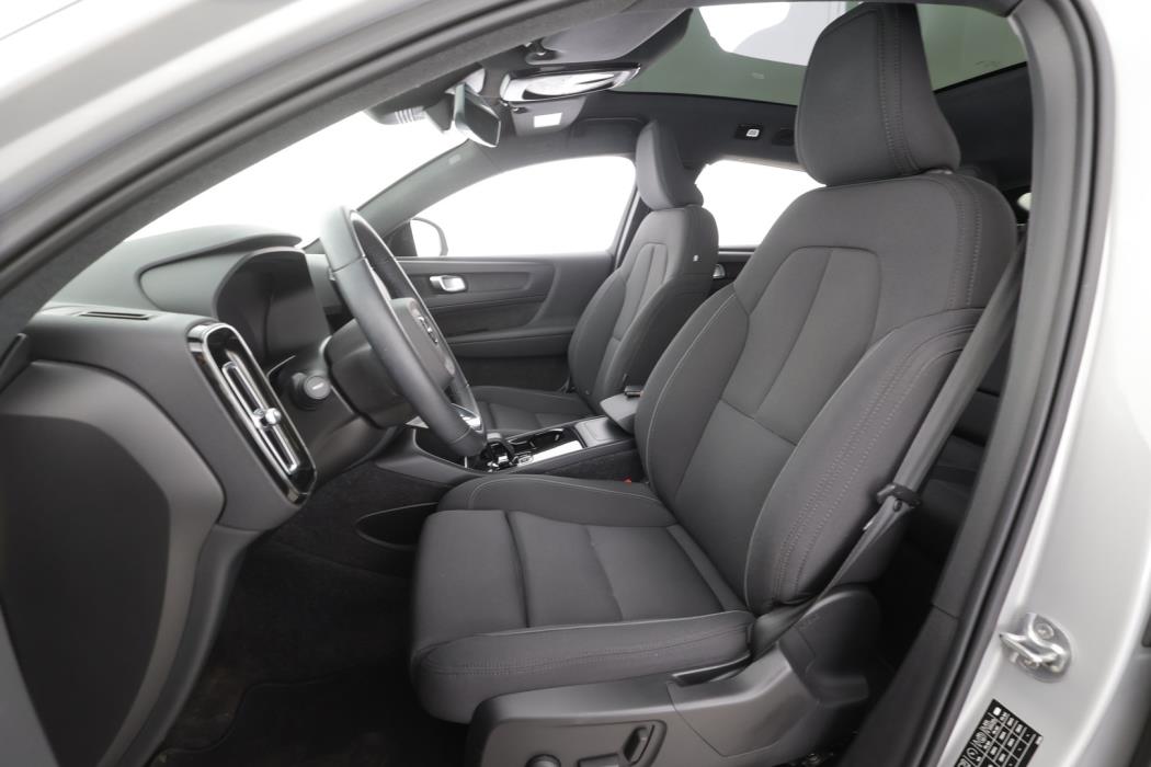 VOLVO C40 2023