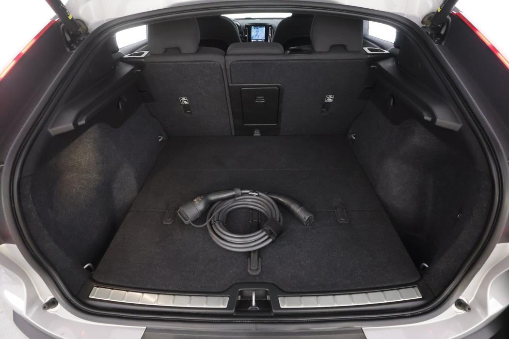 VOLVO C40 2023