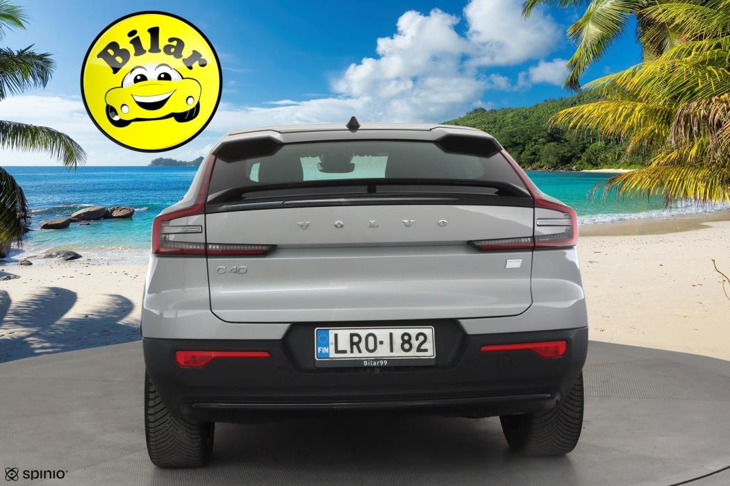 VOLVO C40 2023