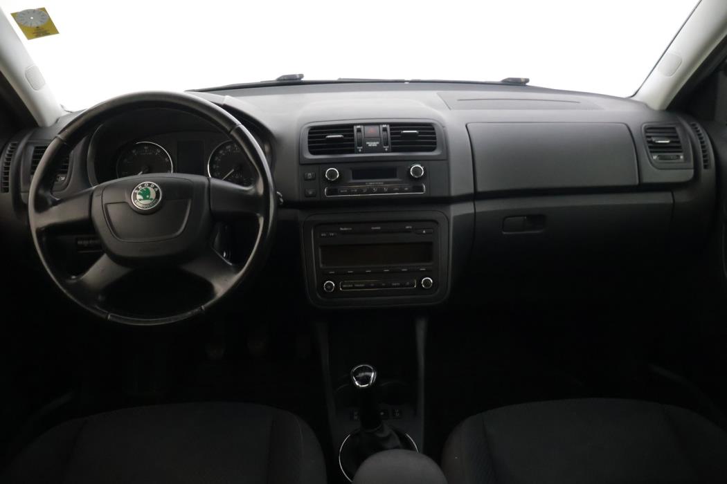 SKODA Fabia 2012