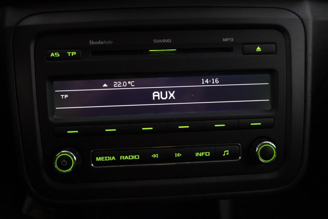 SKODA Fabia 2012