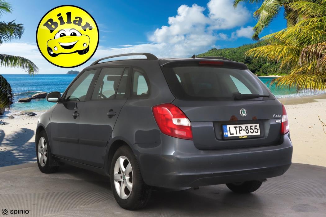 SKODA Fabia 2012