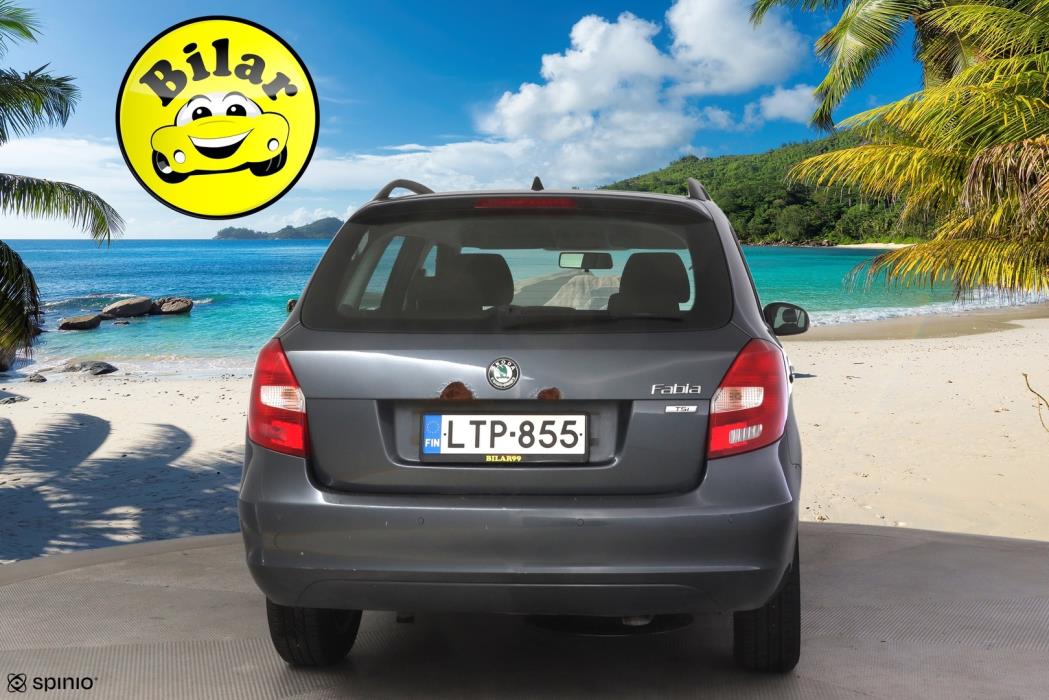SKODA Fabia 2012