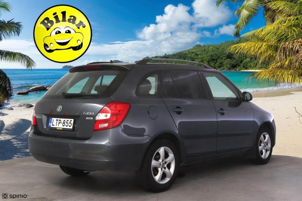 SKODA Fabia 2012