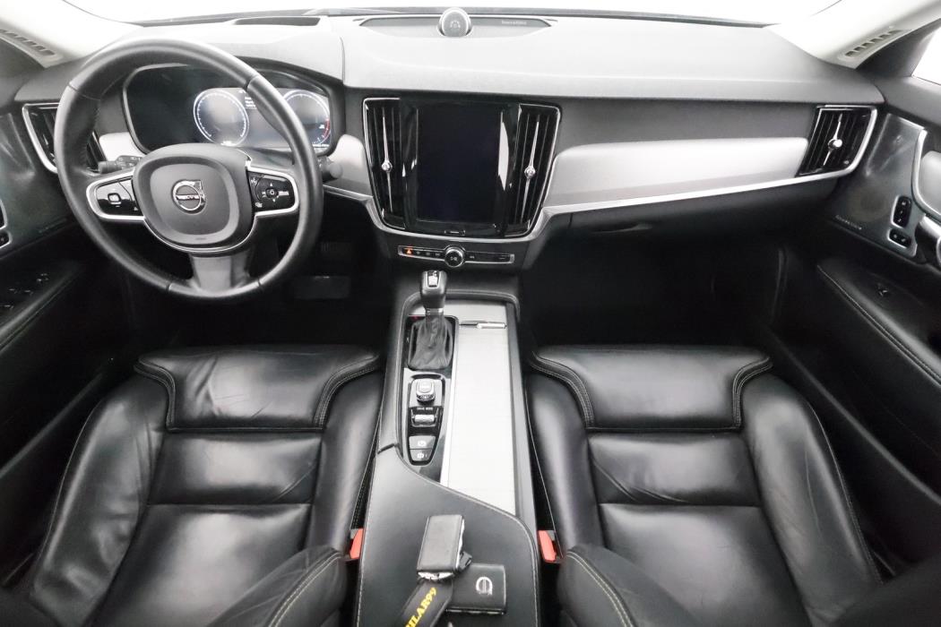 VOLVO S90 2016
