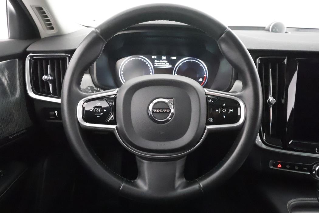 VOLVO S90 2016