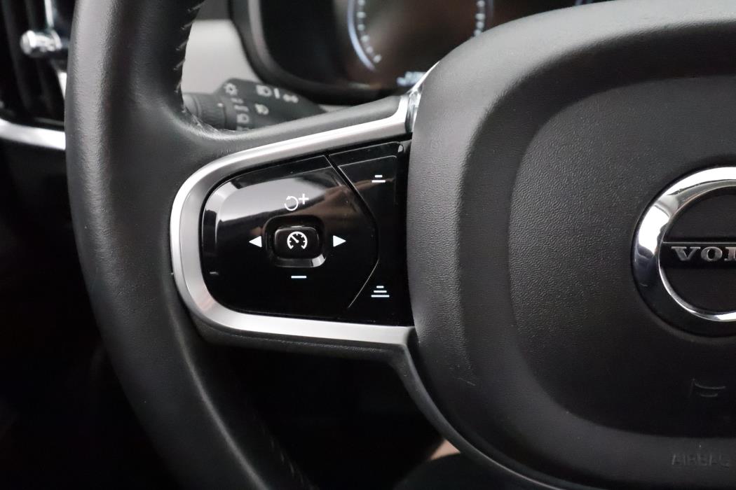 VOLVO S90 2016