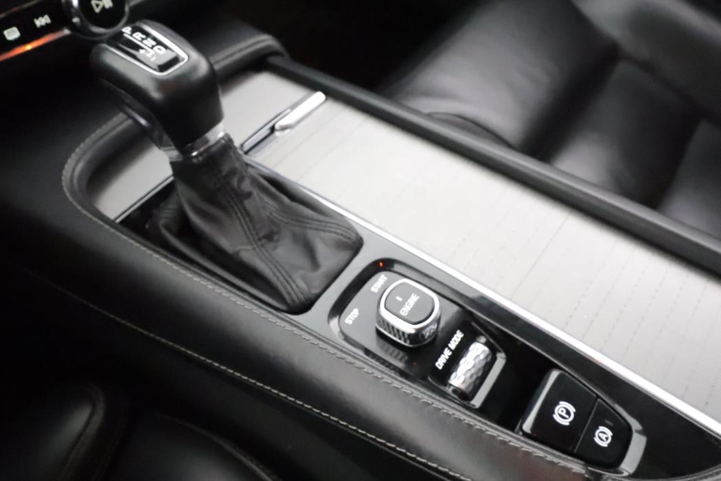 VOLVO S90 2016