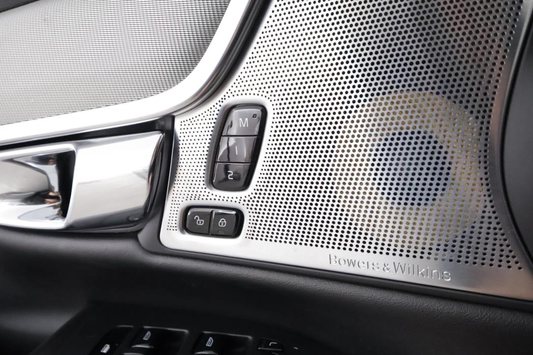 VOLVO S90 2016