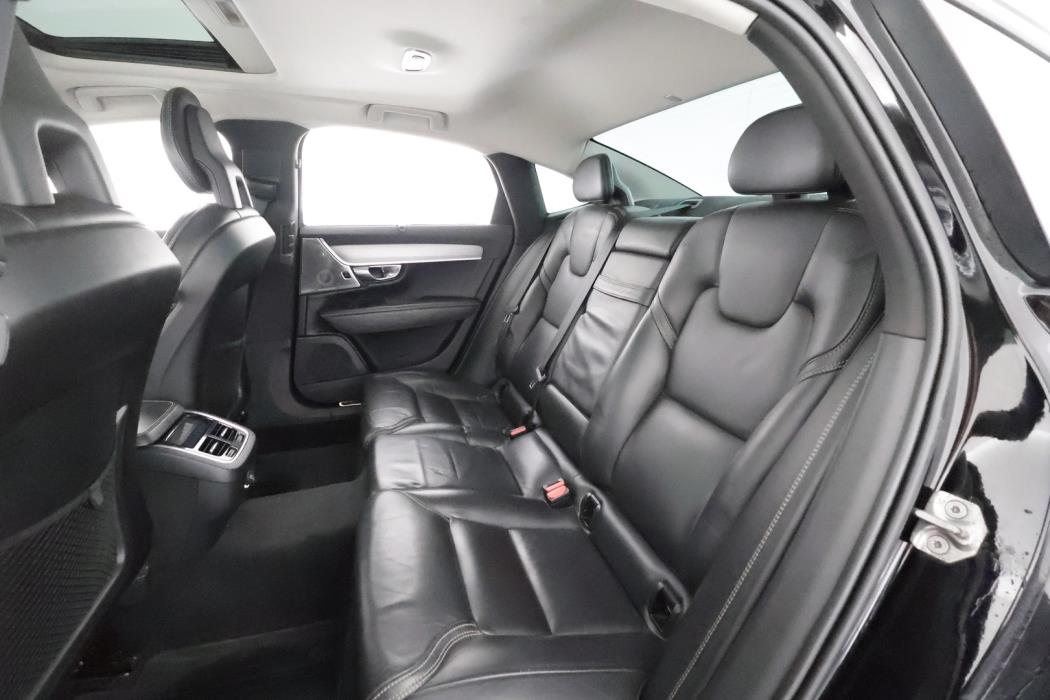 VOLVO S90 2016