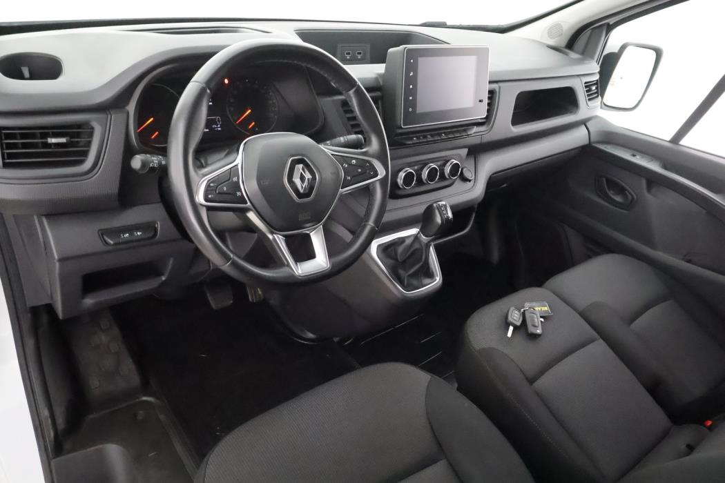 RENAULT Trafic 2022