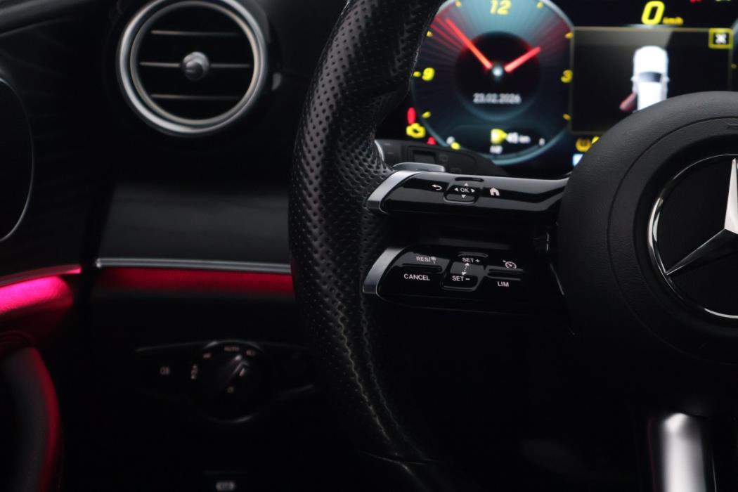 MERCEDES-BENZ E 2021