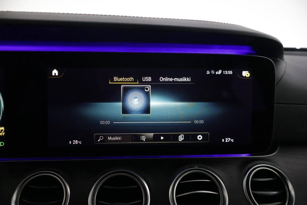 MERCEDES-BENZ E 2021