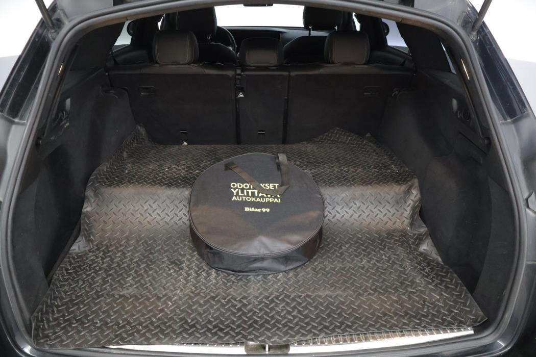 MERCEDES-BENZ E 2021