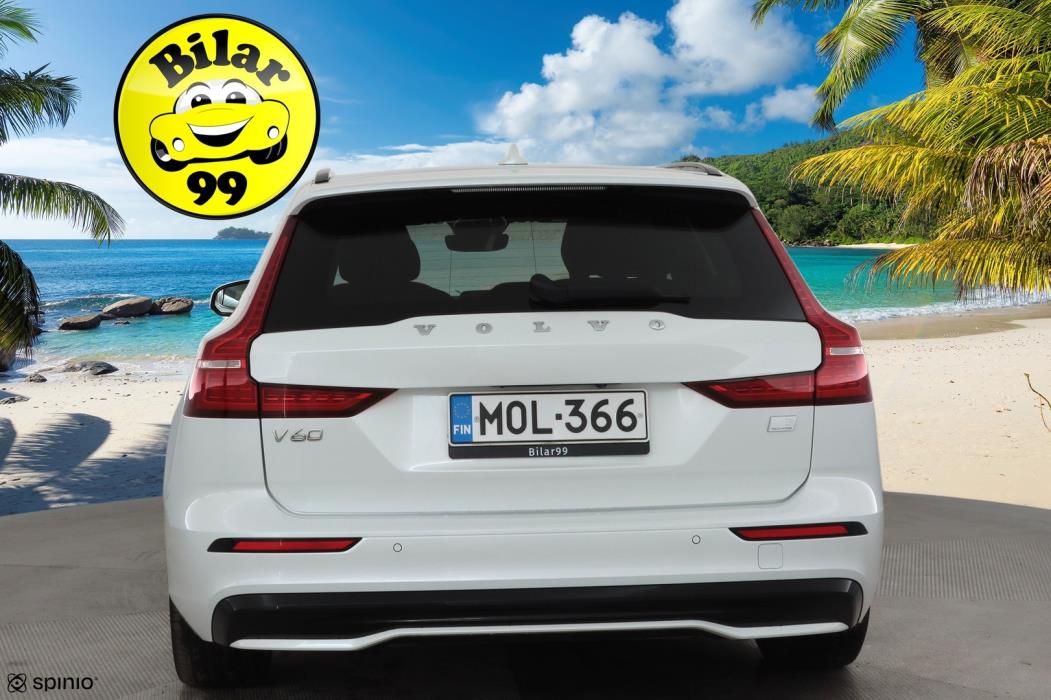 VOLVO V60 2023