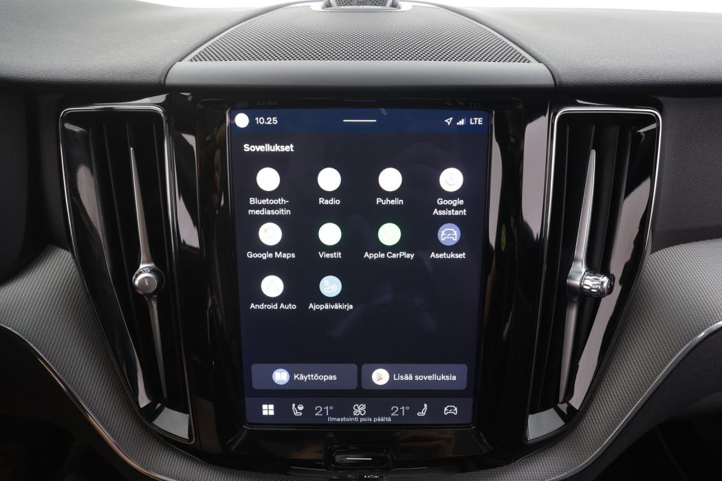 VOLVO XC60 2023