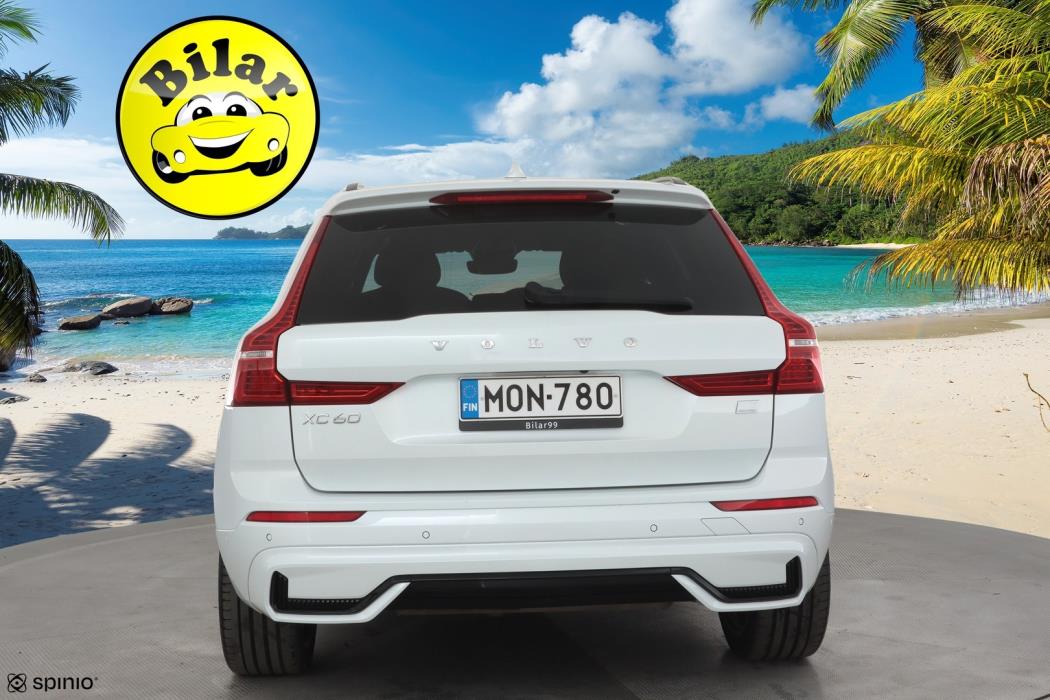 VOLVO XC60 2023