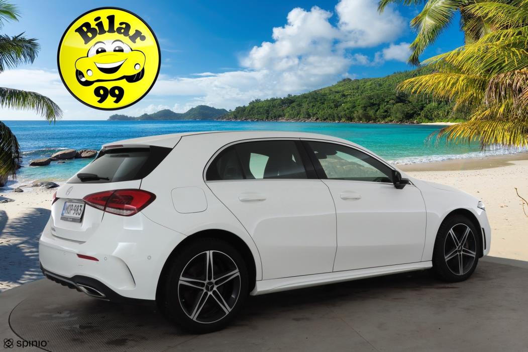 MERCEDES-BENZ A 2023