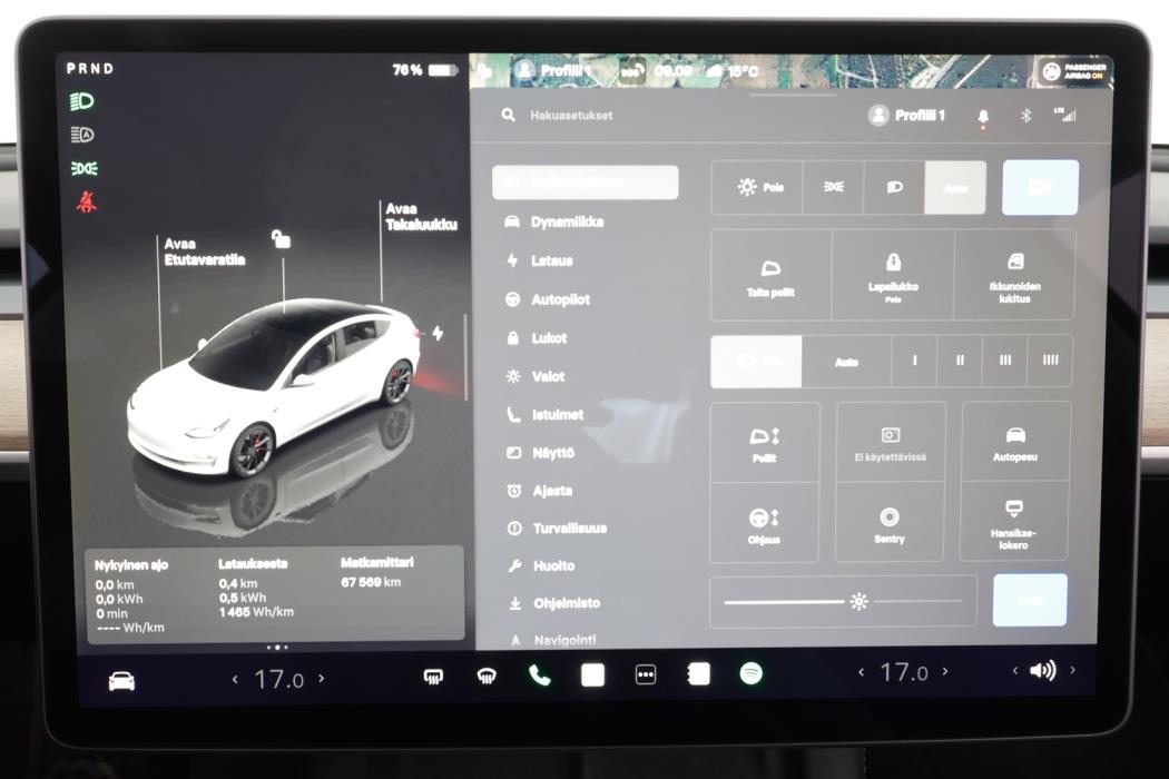 TESLA Model 3 2023