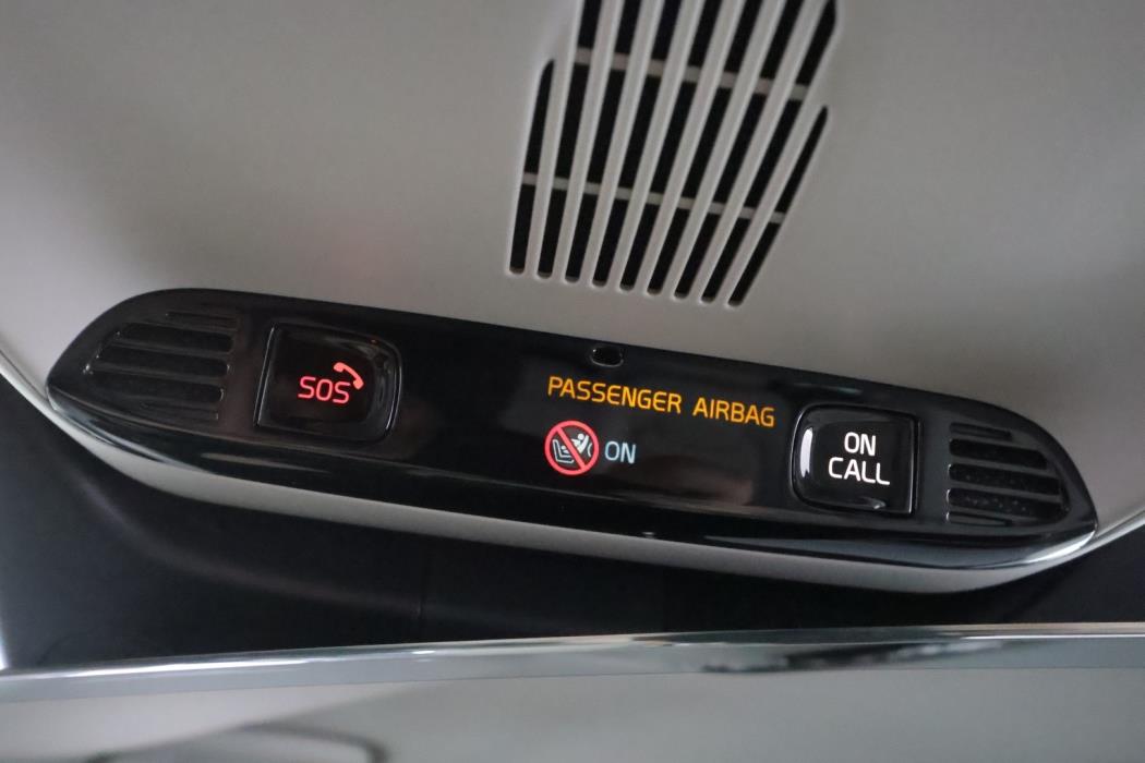 VOLVO V90 2021