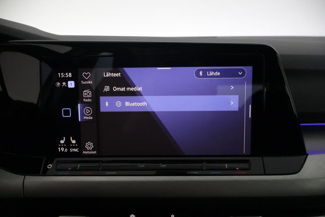 VOLKSWAGEN Golf 2021