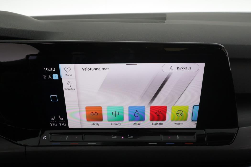 VOLKSWAGEN Golf 2022