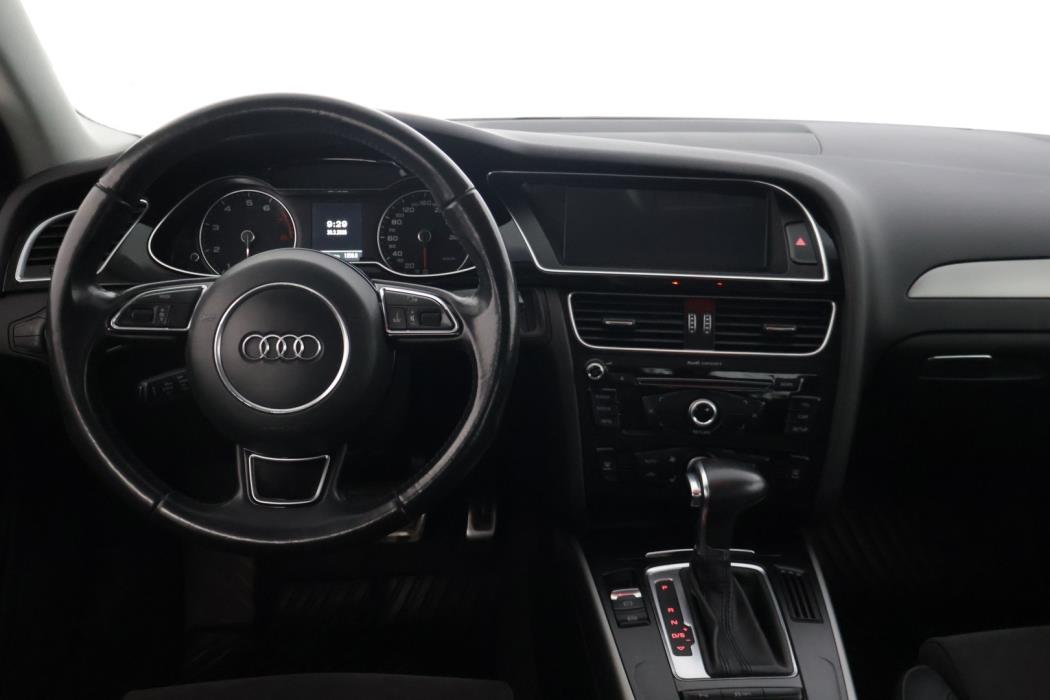 AUDI A4 2015