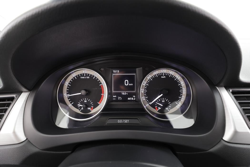 SKODA Rapid 2016