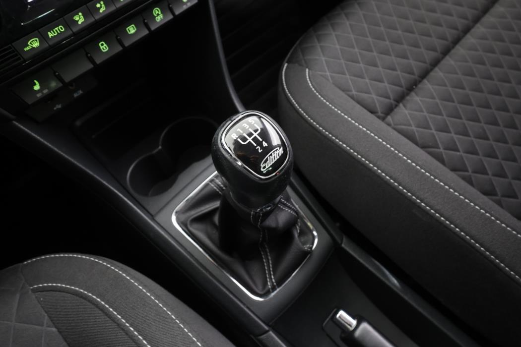 SKODA Rapid 2016