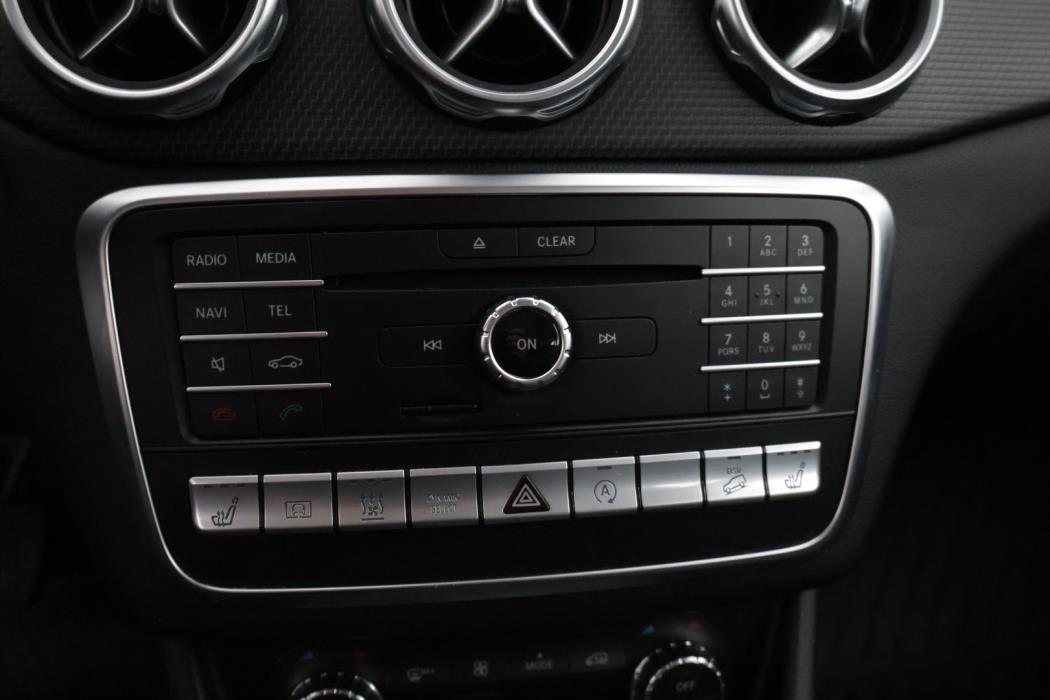 MERCEDES-BENZ GLA 2018