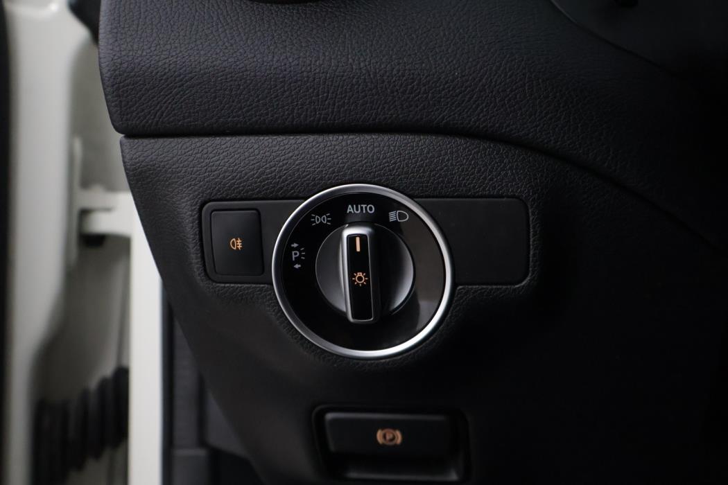 MERCEDES-BENZ GLA 2018