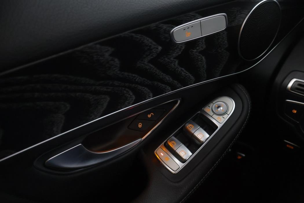 MERCEDES-BENZ GLC 2017