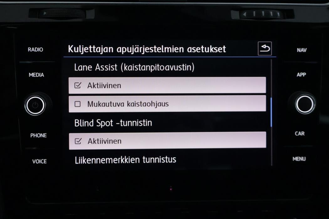 VOLKSWAGEN Golf 2018