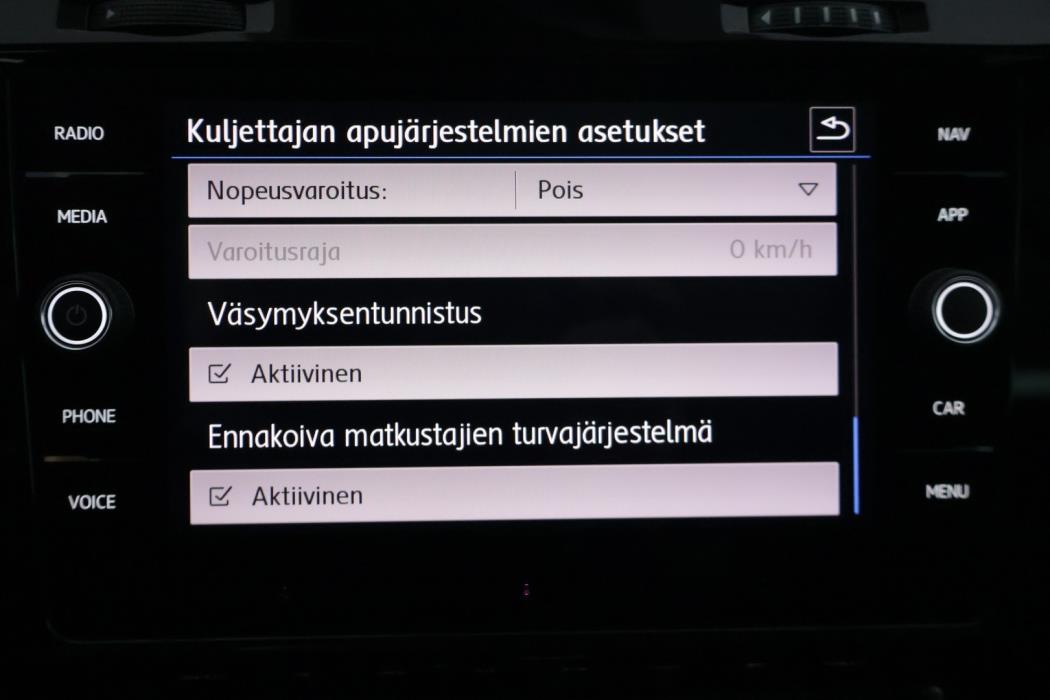 VOLKSWAGEN Golf 2018
