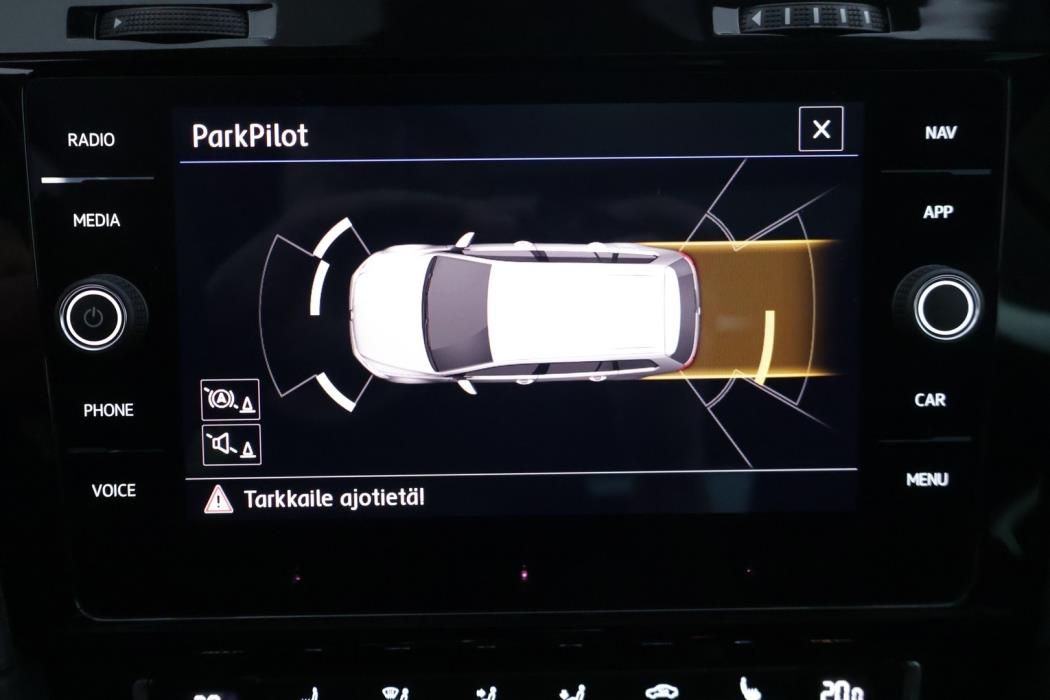 VOLKSWAGEN Golf 2018