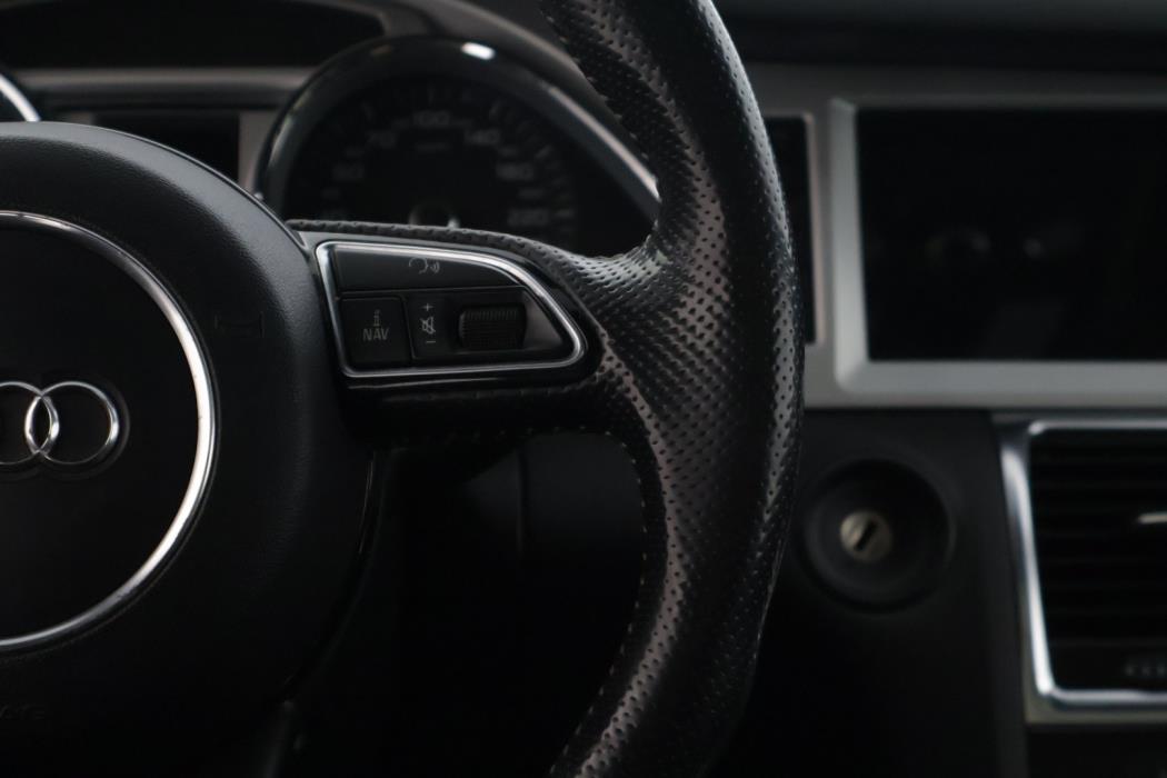 AUDI Q7 2011