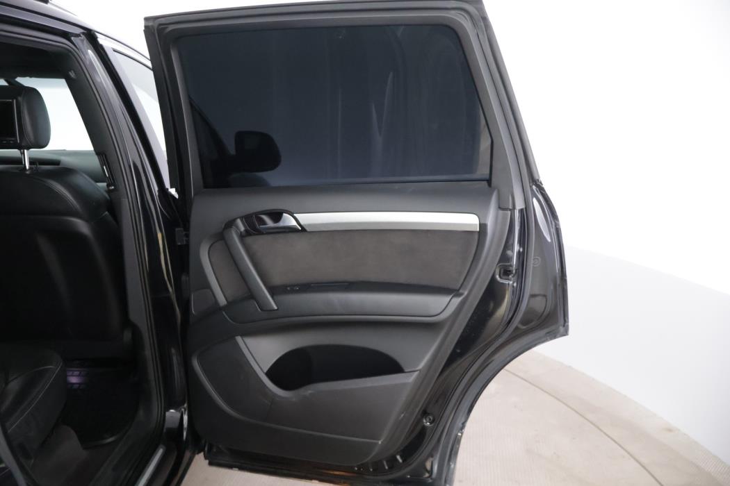 AUDI Q7 2011