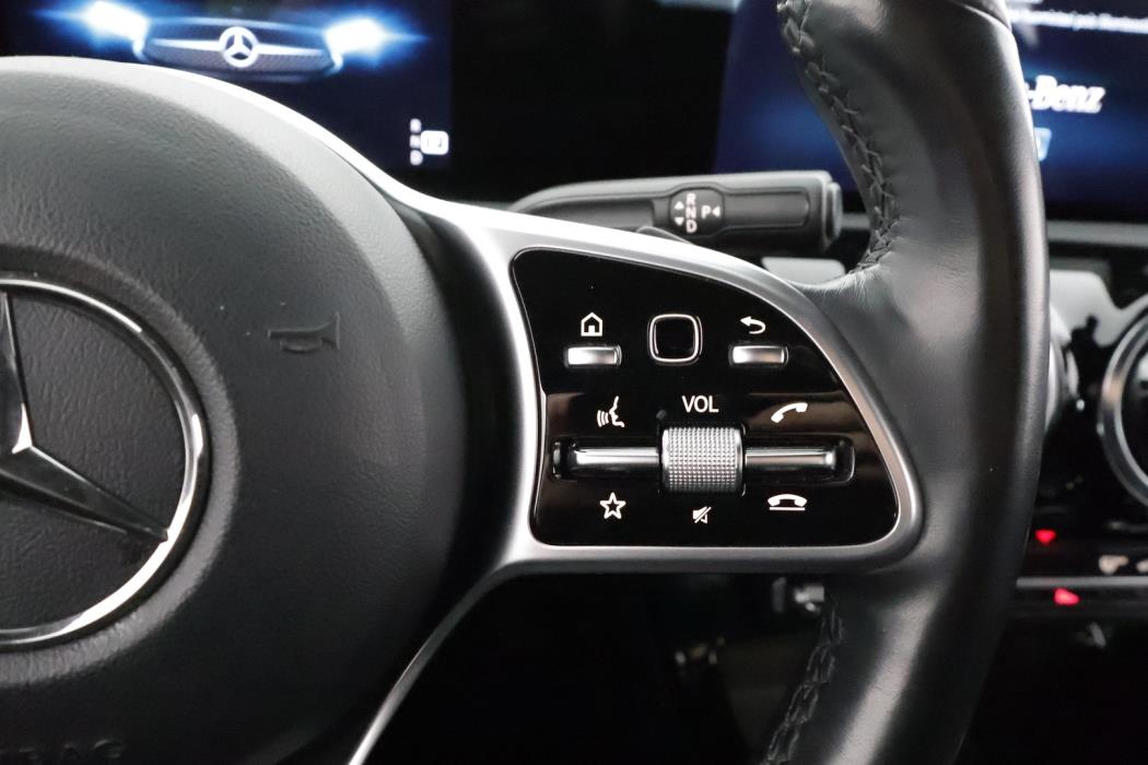 MERCEDES-BENZ CLA 2022