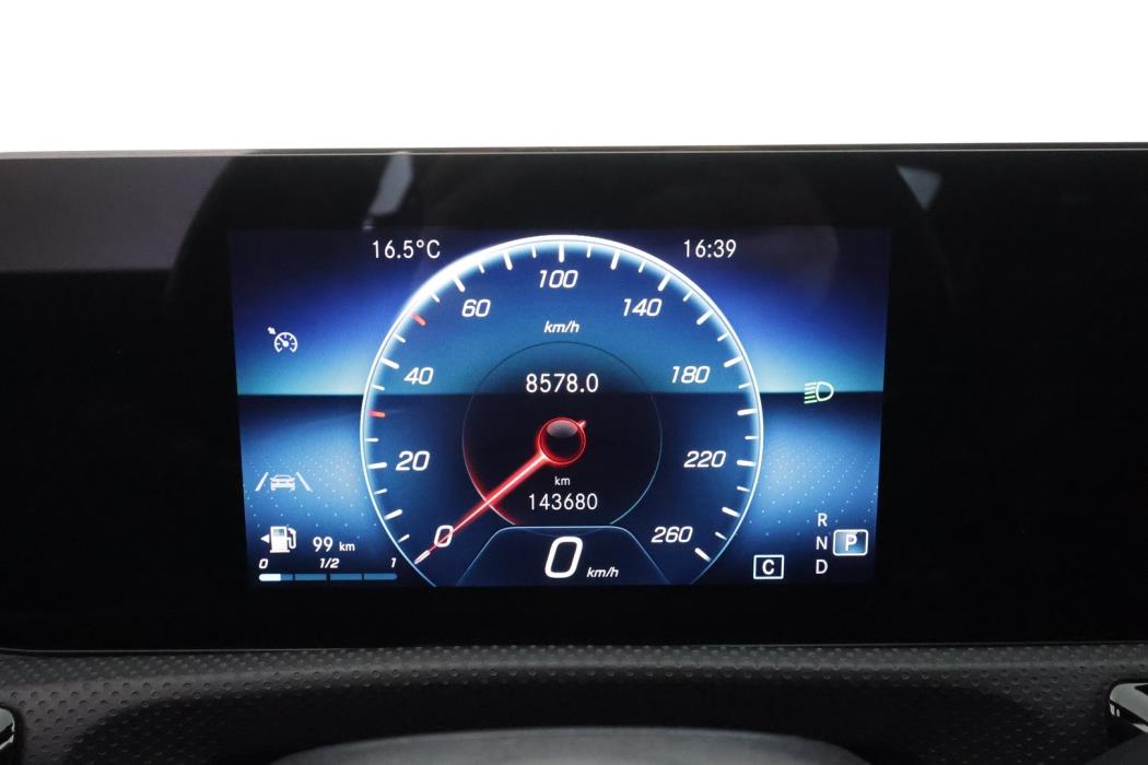 MERCEDES-BENZ CLA 2022