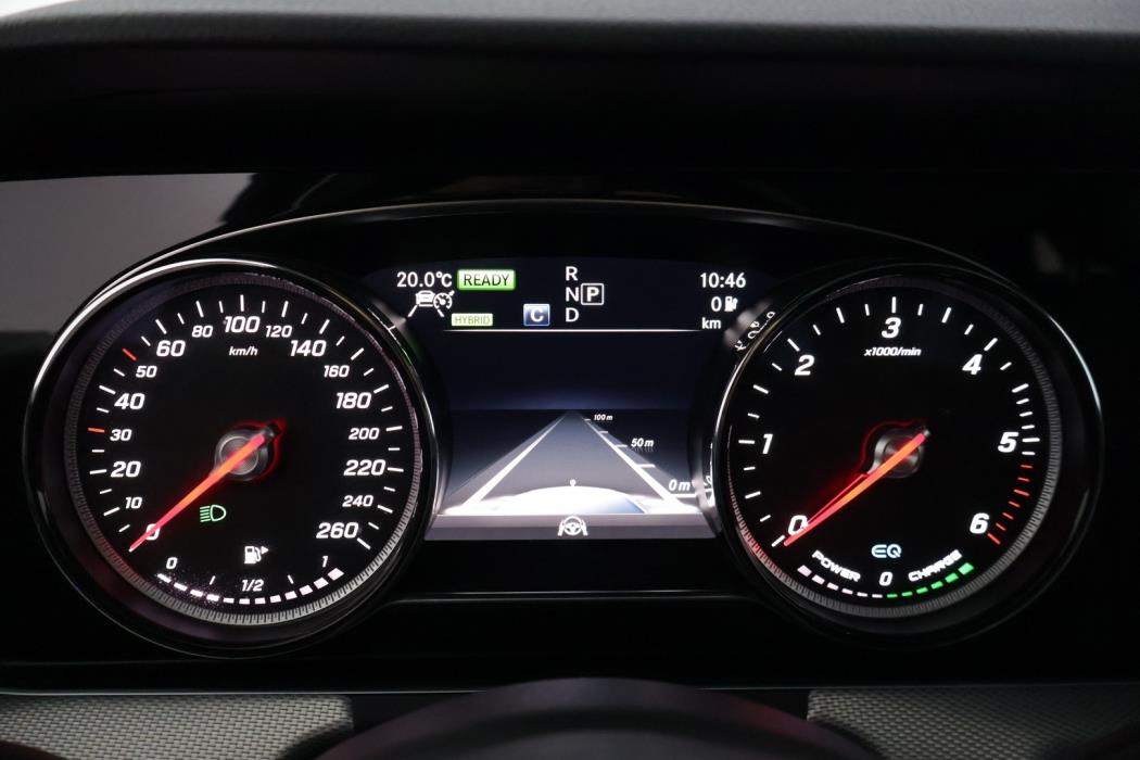 MERCEDES-BENZ E 2019