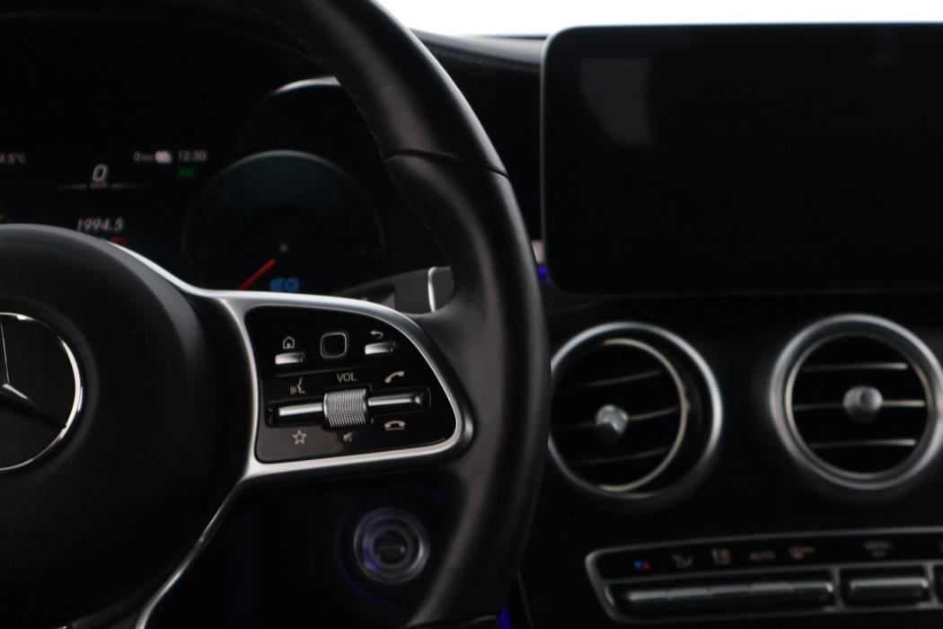 MERCEDES-BENZ GLC 2021